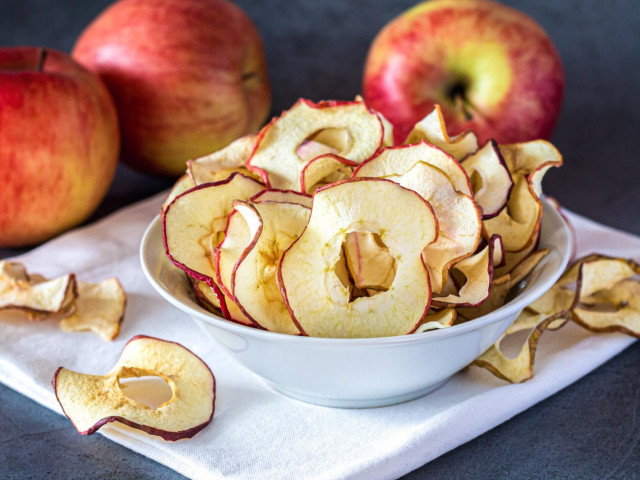 Як сушити яблука на зиму в домашніх умовах?