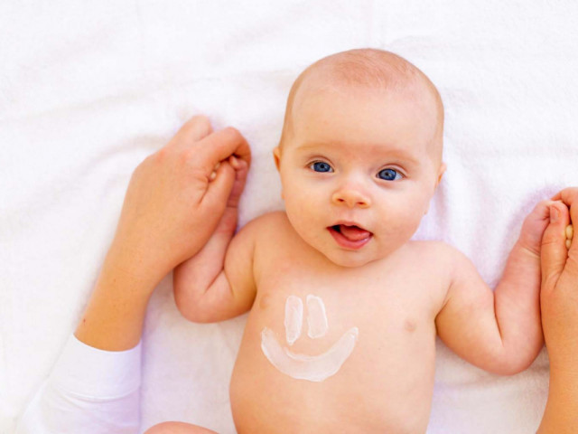 Методи профілактики та догляду за сухою шкірою у немовлят