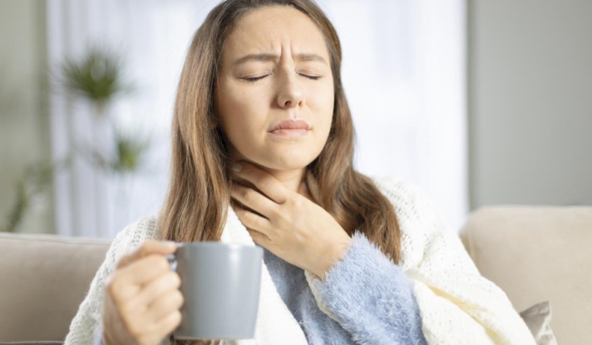 Домашні методи полегшення болю в горлі